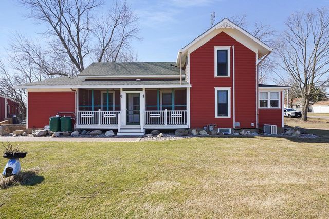 8203 12th PLACE, Kenosha, WI 53144