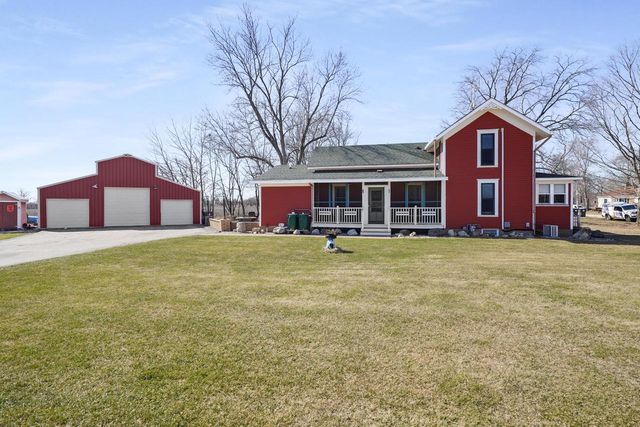 8203 12th PLACE, Kenosha, WI 53144