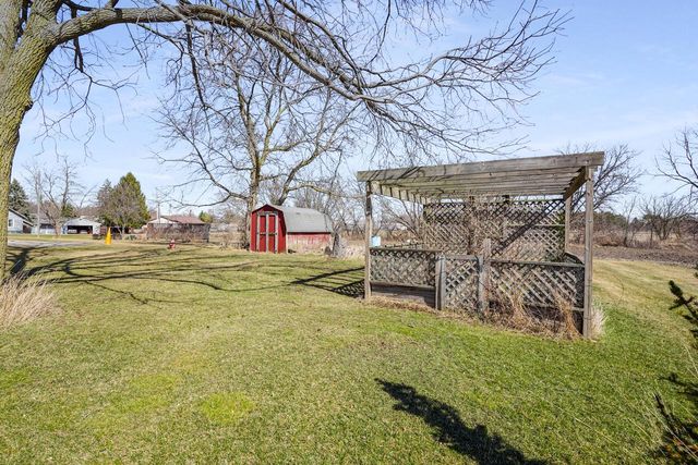 8203 12th PLACE, Kenosha, WI 53144