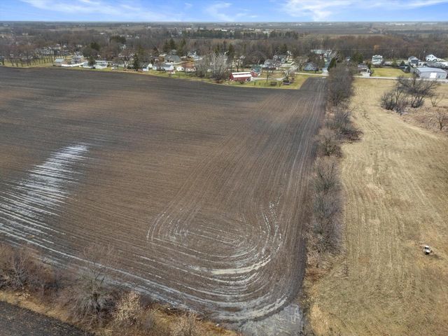 8203 12th PLACE, Kenosha, WI 53144