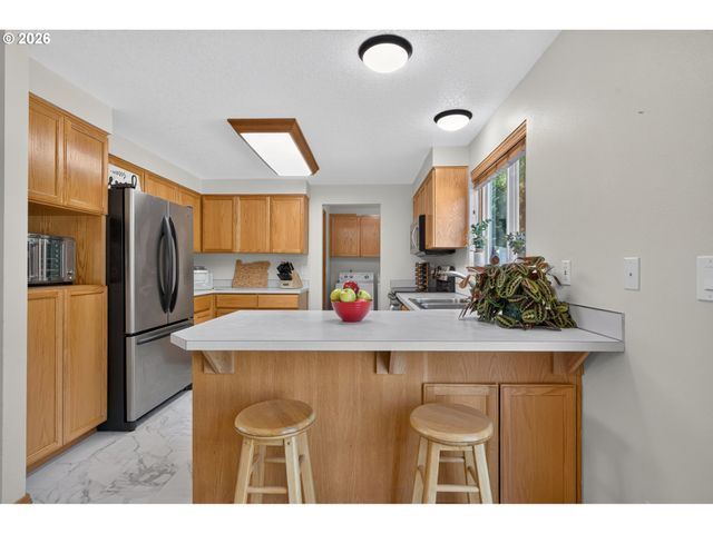 59689 DEER HAVEN Ln, St Helens, OR 97051