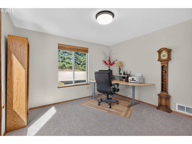59689 DEER HAVEN Ln, St Helens, OR 97051