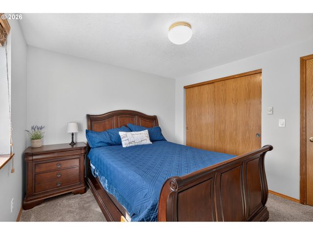 59689 DEER HAVEN Ln, St Helens, OR 97051