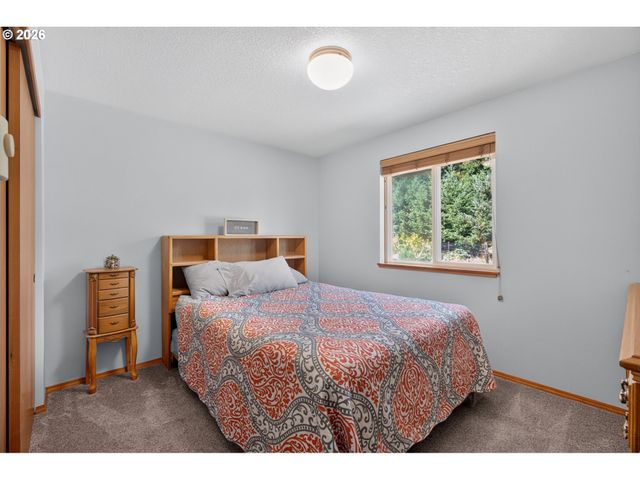 59689 DEER HAVEN Ln, St Helens, OR 97051