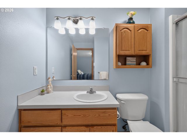 59689 DEER HAVEN Ln, St Helens, OR 97051