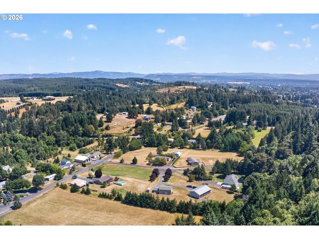 59689 DEER HAVEN Ln, St Helens, OR 97051