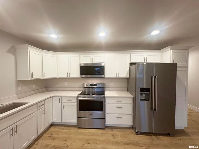 1109 Lawson Street, Washington, IL 61571