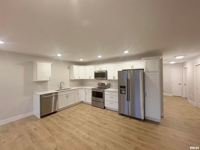 1109 Lawson Street, Washington, IL 61571