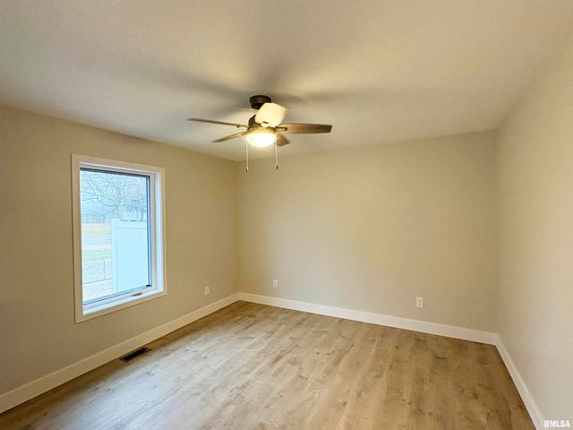 1109 Lawson Street, Washington, IL 61571