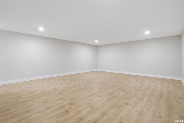 1109 Lawson Street, Washington, IL 61571