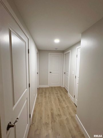 1109 Lawson Street, Washington, IL 61571