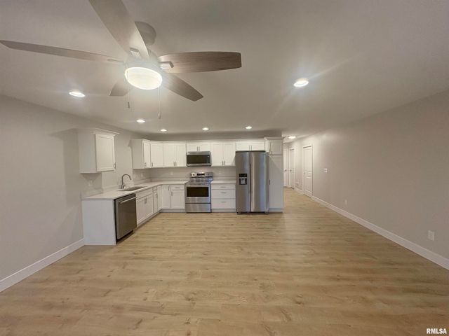 1109 Lawson Street, Washington, IL 61571