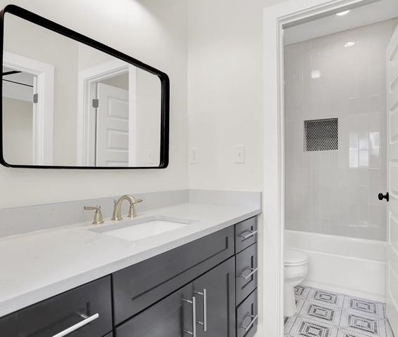 447 JOSEPHINE ST, Memphis, TN 38111