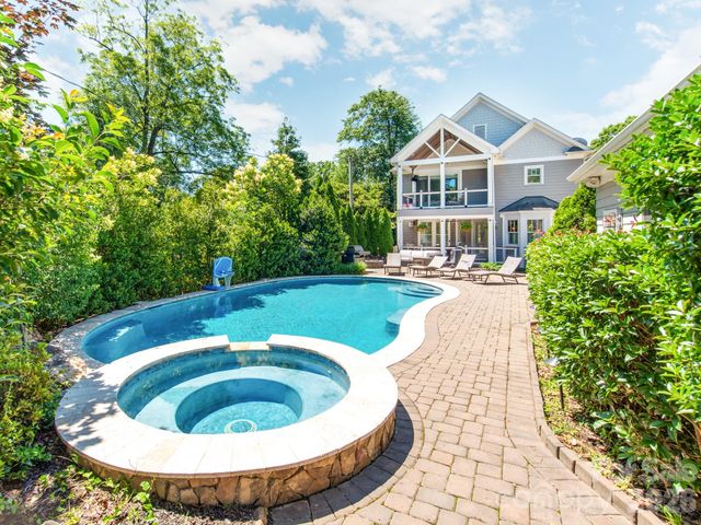 1805 Mecklenburg Avenue, Charlotte, NC 28205
