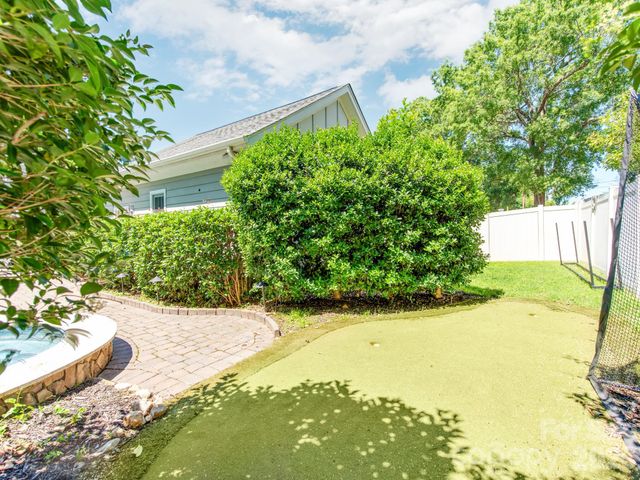 1805 Mecklenburg Avenue, Charlotte, NC 28205