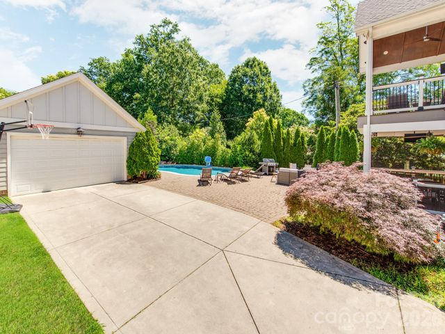 1805 Mecklenburg Avenue, Charlotte, NC 28205