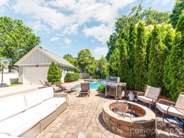 1805 Mecklenburg Avenue, Charlotte, NC 28205