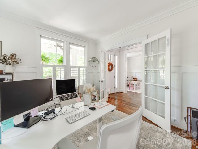 1805 Mecklenburg Avenue, Charlotte, NC 28205