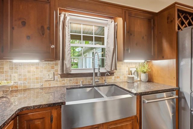 19 Beechtree Lane, Granville, OH 43023