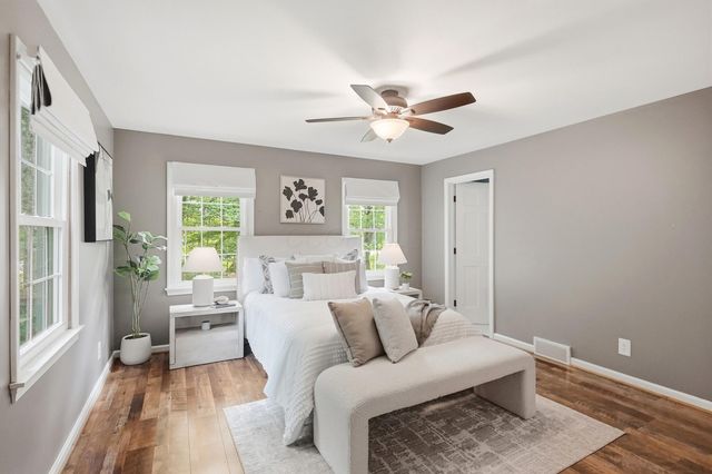 19 Beechtree Lane, Granville, OH 43023