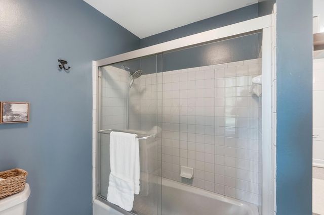 19 Beechtree Lane, Granville, OH 43023