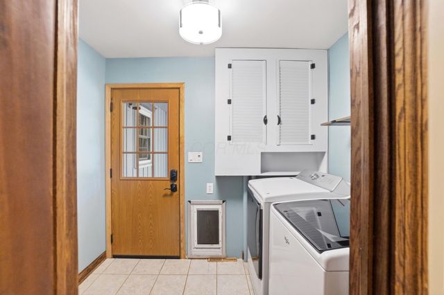 19 Beechtree Lane, Granville, OH 43023