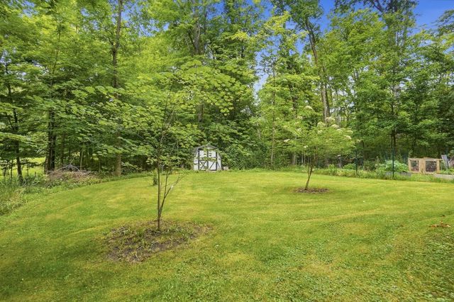 19 Beechtree Lane, Granville, OH 43023