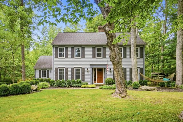 19 Beechtree Lane, Granville, OH 43023