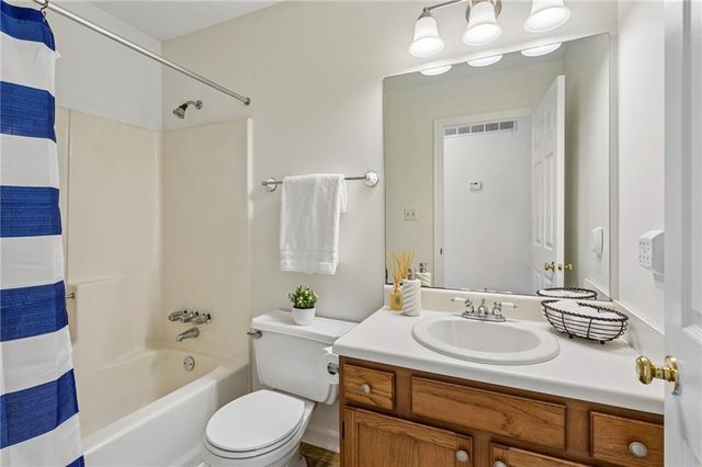 3096 Woodcrest Way, Powder Springs, GA 30127