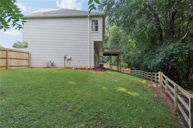 3096 Woodcrest Way, Powder Springs, GA 30127