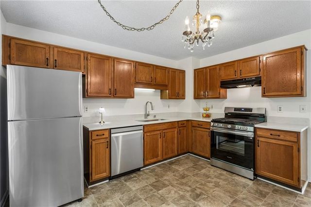 3096 Woodcrest Way, Powder Springs, GA 30127