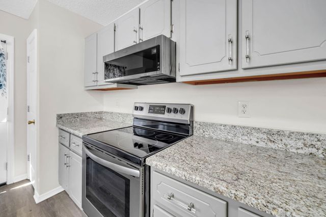 1036 Blue Ridge Drive, Fort Walton Beach, FL 32547