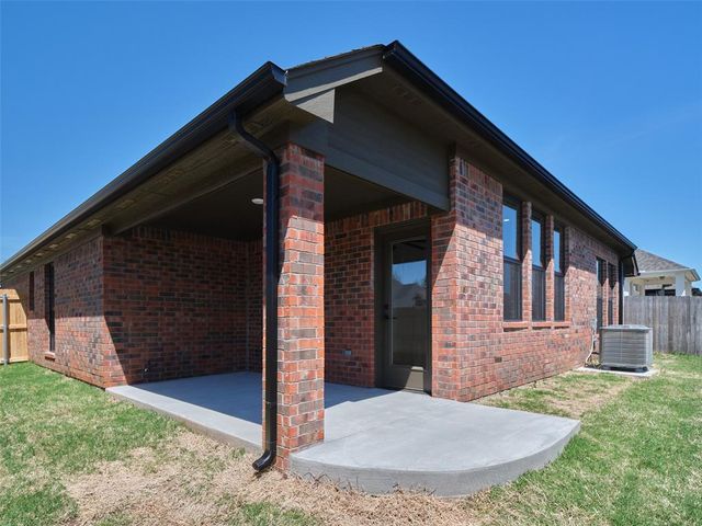 12732 NW 2nd Terrace, Yukon, OK 73099