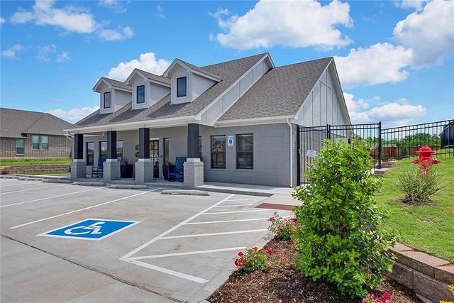 12732 NW 2nd Terrace, Yukon, OK 73099