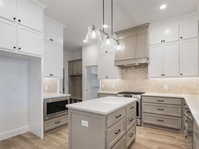 12732 NW 2nd Terrace, Yukon, OK 73099