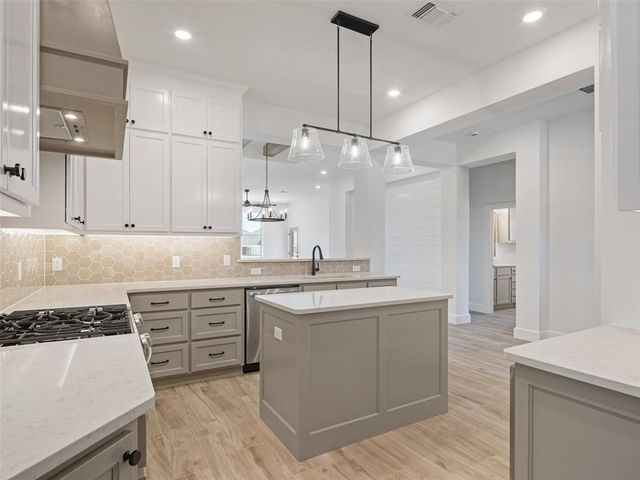 12732 NW 2nd Terrace, Yukon, OK 73099