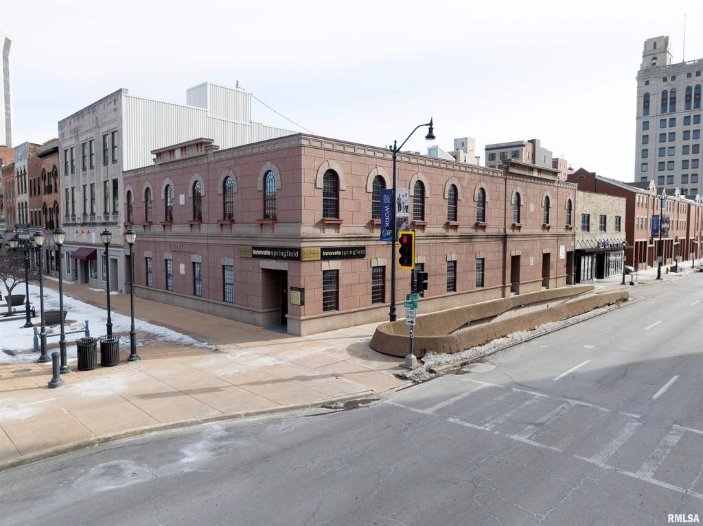 15 S Old State Capitol Plaza 2nd Floor, Springfield, IL 62701