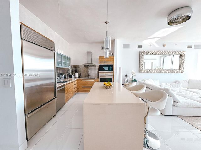 2020 N Bayshore Dr 2007, Miami, FL 33137