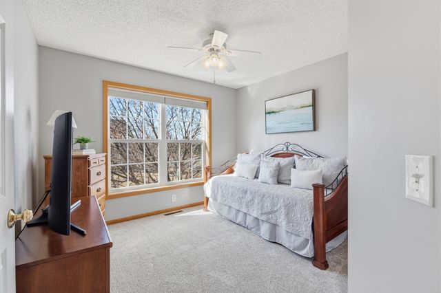 20300 Erickson Path, Farmington, MN 55024