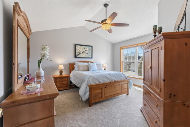 20300 Erickson Path, Farmington, MN 55024