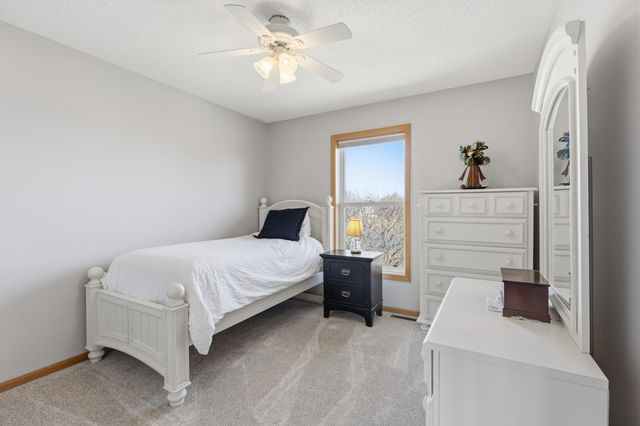 20300 Erickson Path, Farmington, MN 55024