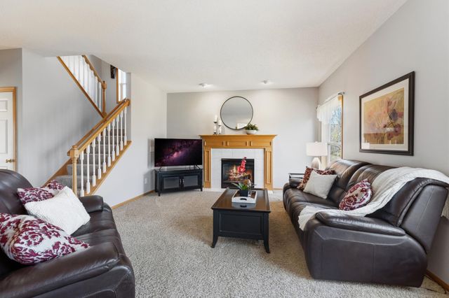 20300 Erickson Path, Farmington, MN 55024