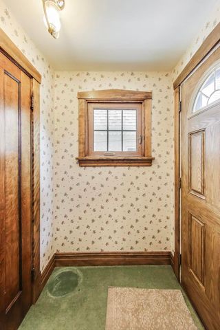 6854 N Osceola Avenue, Chicago, IL 60631