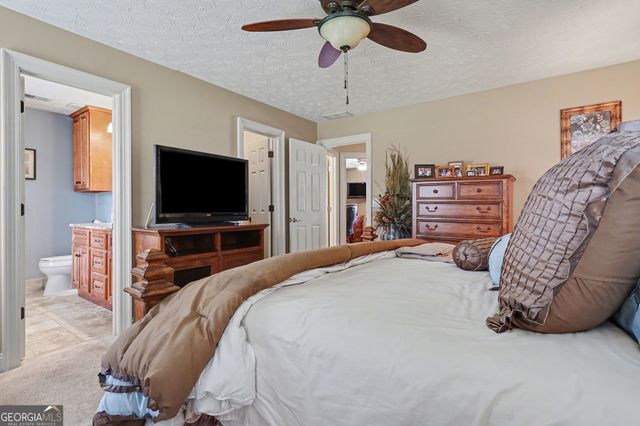 2900 Hampton Valley Drive, Loganville, GA 30052