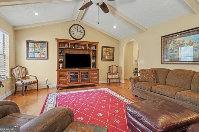 2900 Hampton Valley Drive, Loganville, GA 30052