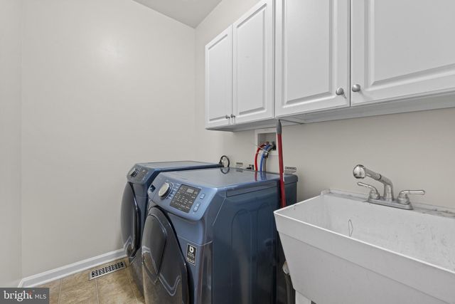 5510 DOUBS RD, Adamstown, MD 21710