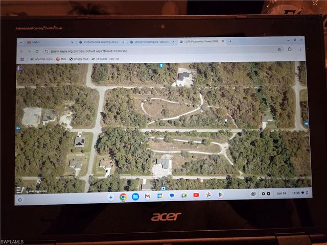 3511 52nd ST W, Lehigh Acres, FL 33971