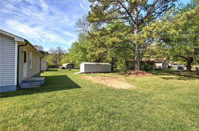 81 Seminole Road NE, Cartersville, GA 30121