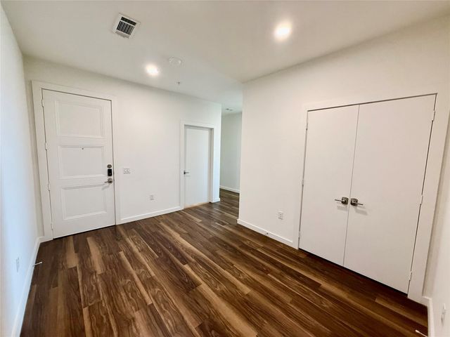 7450 Coronado Avenue 301, Dallas, TX 75214