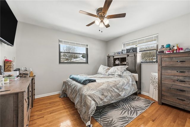 105 Mayer Dr, North Fayette, PA 15071